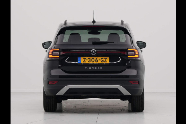 Volkswagen T-Cross 1.0 TSI 110pk DSG Style Navigatie Camera Stoelverwarming Acc 44