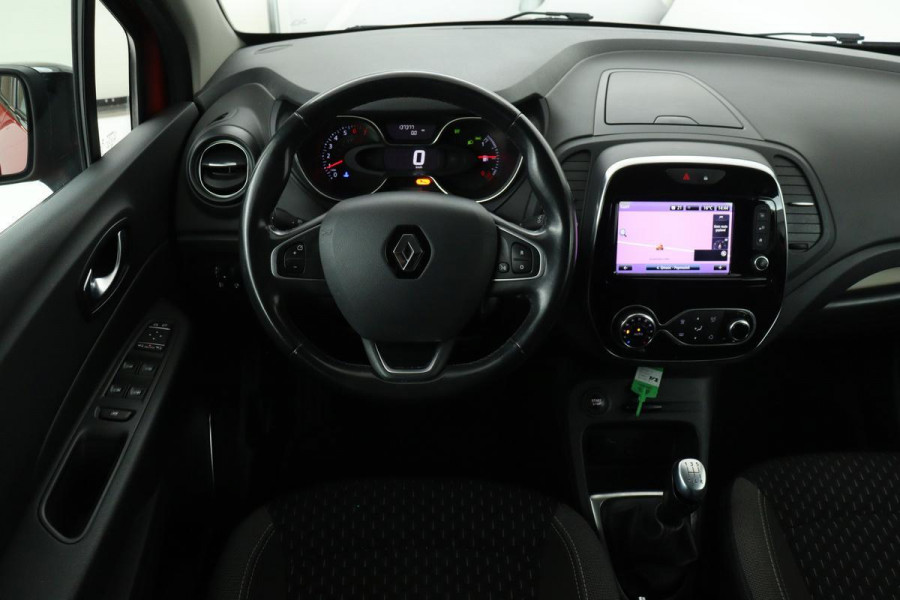 Renault Captur 0.9 TCe Intens | Trekhaak | Camera | Carplay | Park Assist | Climate control | Full LED | Keyless | Cruise control