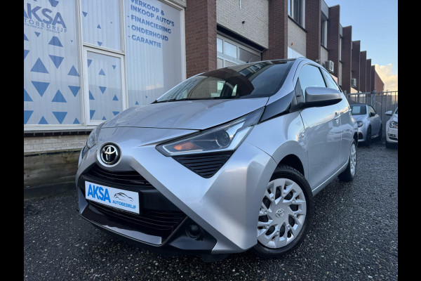 Toyota Aygo 1.0 VVT-i x-play Automaat 72pk Airco/Bluetooth/Garantie/