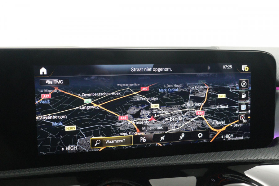 Mercedes-Benz A-Klasse 160 Business Solution AMG (Sfeerverlichting, Navigatie, Stoelverwarming, Camera, Pdc, NL-auto, Goed Ondh)