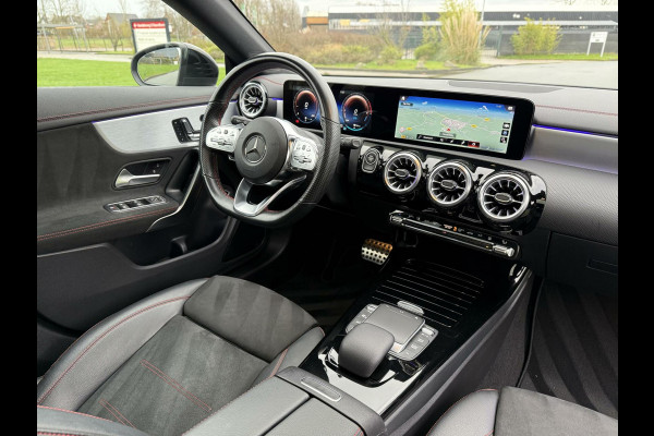 Mercedes-Benz CLA-Klasse Shooting Brake 250 e AMG CLA250e Panoramadak|Camera 360°|Keyless|AppleCarplay|DAB+|LED MultiBeam|Sfeerverlichting