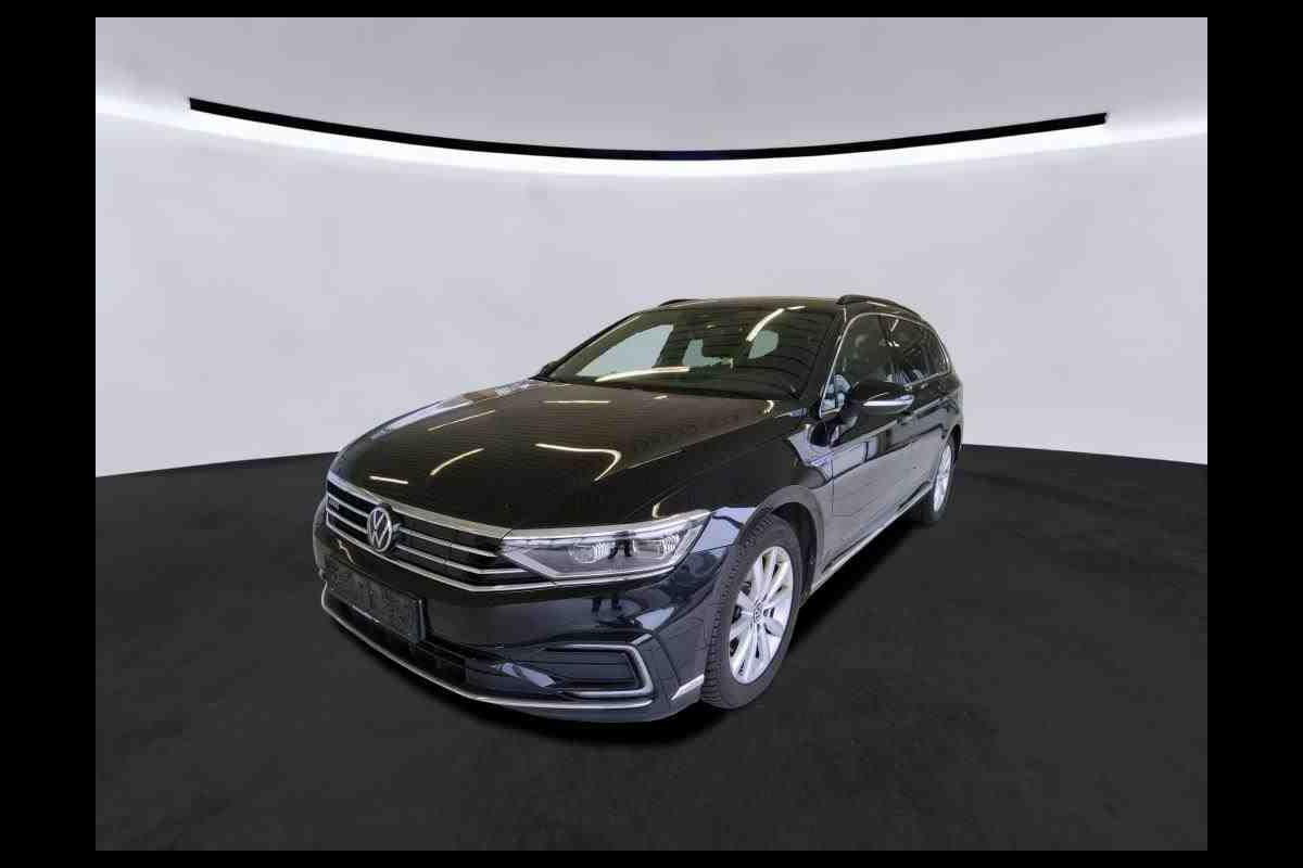 Volkswagen Passat Variant 1.4 TSI GTE * Trekhaak * Visueel cockpit * Xe/led * Rear cam *