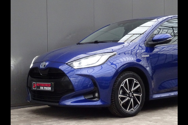 Toyota Yaris 1.5 Hybrid Dynamic * CARPLAY * TREKHAAK * 4 SEIZOENSBANDEN !!