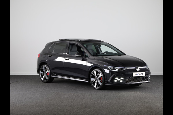 Volkswagen Golf 1.4 eHybrid GTE 245 pk Automaat (DSG) | Navigatie | Panoramadak | Parkeersensoren (Park assist) | Stoelverwarming | Matrix LED koplampen | Head-up display |