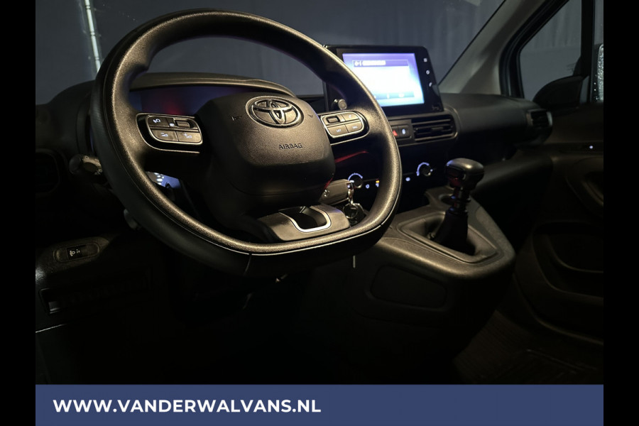 Toyota PROACE CITY 1.5 D-4D 131pk **BPM VRIJ voor de Ondernemer** L2H1 Euro6 Airco | Navigatie | Camera | Apple Carplay | Android Auto Cruisecontrol, Trekhaak, Parkeersensoren