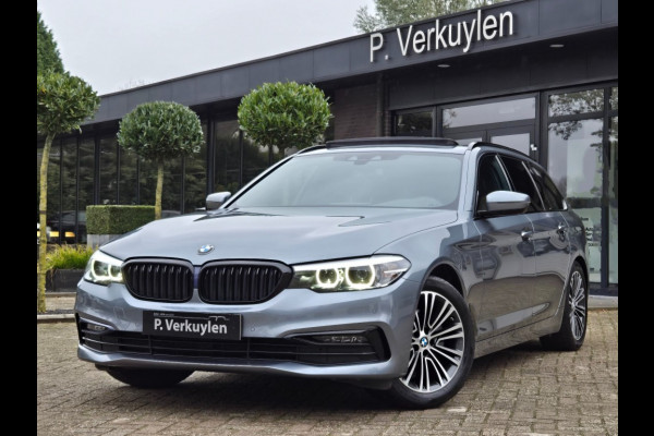 BMW 5 Serie 520i SPORTLINE I PANORAMA I SPORTSTOELEN I CAMERA I TREKHAAK I