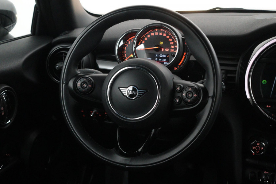 MINI Mini 1.5 Cooper Salt Business (NL-auto, 1e Eig, Dealer OndH, Carplay/ Android, Parkeersen, Navigatie, Airco, Bluetooth, Etc)