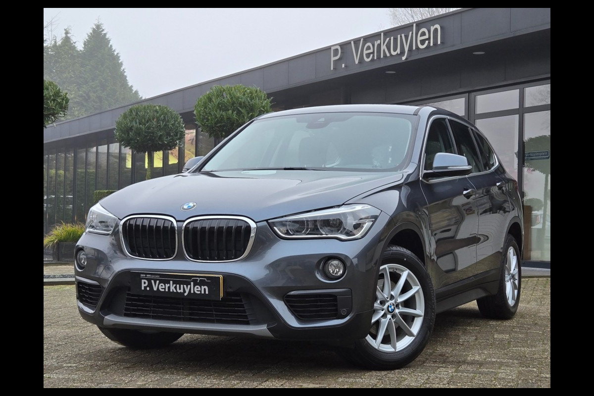 BMW X1 SD18I CENT HI EXE I LEDER I NAVI PROF I HEAD UP I