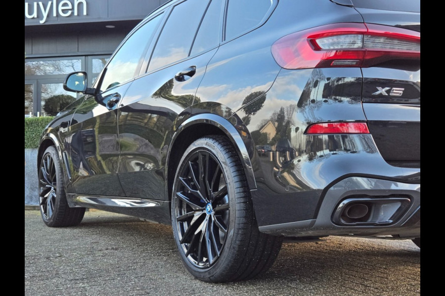 BMW X5 XDRIVE45E M SPORT I LASER I PANORAMA I 22 INCH I TREKHAAK I