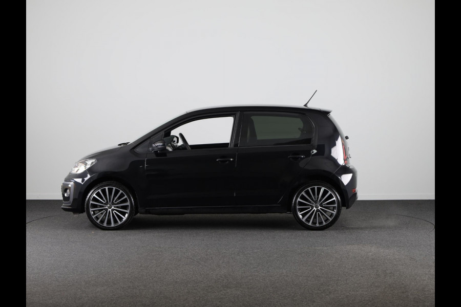 Volkswagen up! 1.0 BMT high up! 75 PK | Black Edition | Parkeersensoren | 17 Inch | Extra getint glas