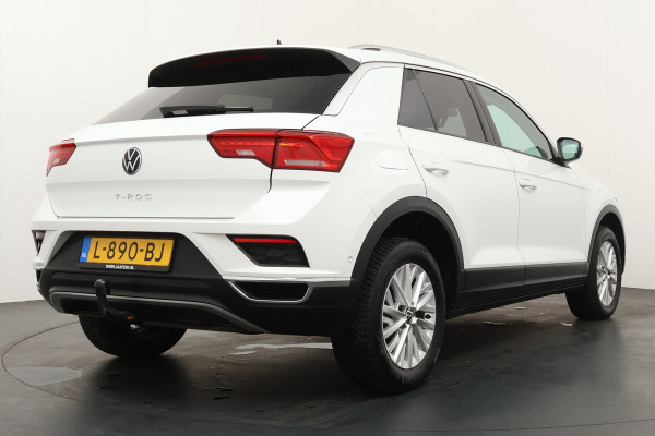 Volkswagen T-Roc BWJ 2021 | 1.0TSI 111PK Style Bus | PANO | CAMERA A | CLIMA | STOELVERW | NAVI | CARPLAY | PRIVACY GLASS |