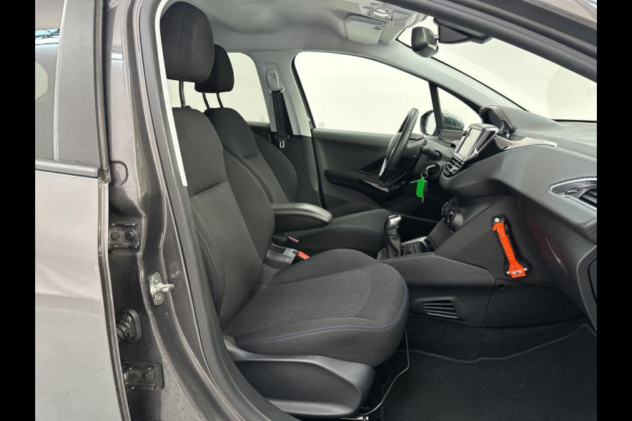 Peugeot 208 1.2 PureTech Signature [PDC ACHTER, NAVIGATIE, CRUISE CONTROL, AIRCO, NIEUWSTAAT]