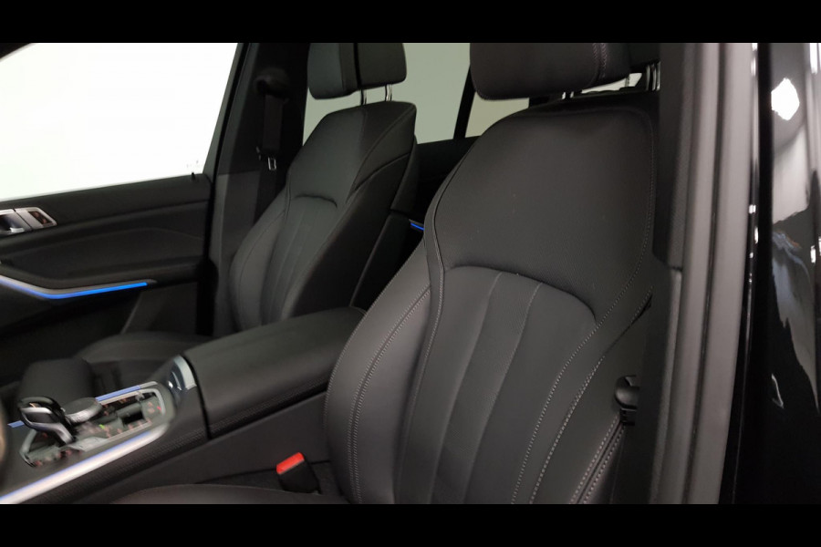 BMW X5 xDrive45e M Sport High Executive 394pk | Lederen Bekleding | Schuif-Panorama dak | Navigatie | Lichtmetalen velgen 20" | Camera