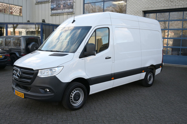 Mercedes-Benz Sprinter 317 CDI L2H2 MBUX navigatie met 360 graden camera, Geveerde stoel, Etc.