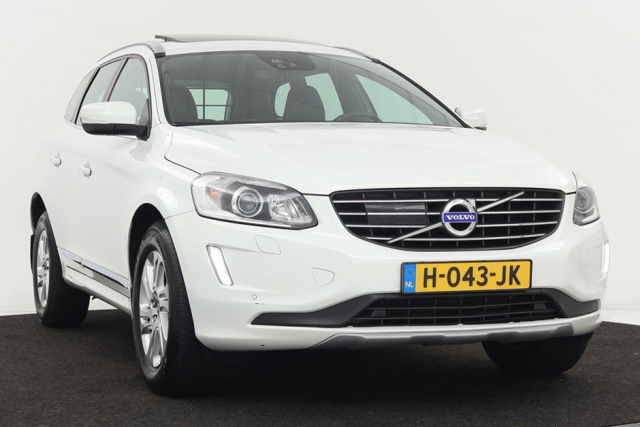 Volvo XC60 2.4 D4 Summum | Panoramadak | Adaptive cruise | Leder | Camera | Trekhaak | Keyless | Xenon | Stoelverwarming | Memory