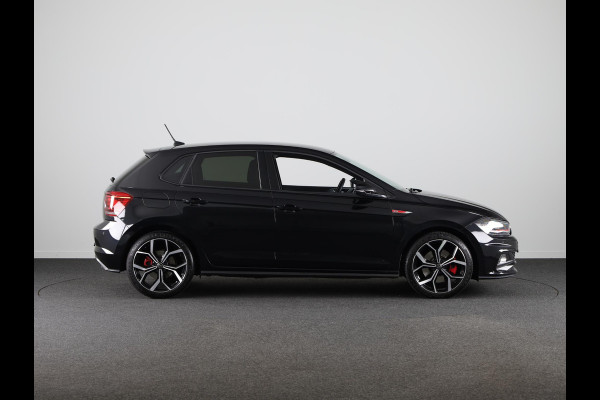 Volkswagen Polo 2.0 TSI GTI 200 PK | Automaat (DSG) | Navigatie | Led | 18 Inch | Spiegelpakket