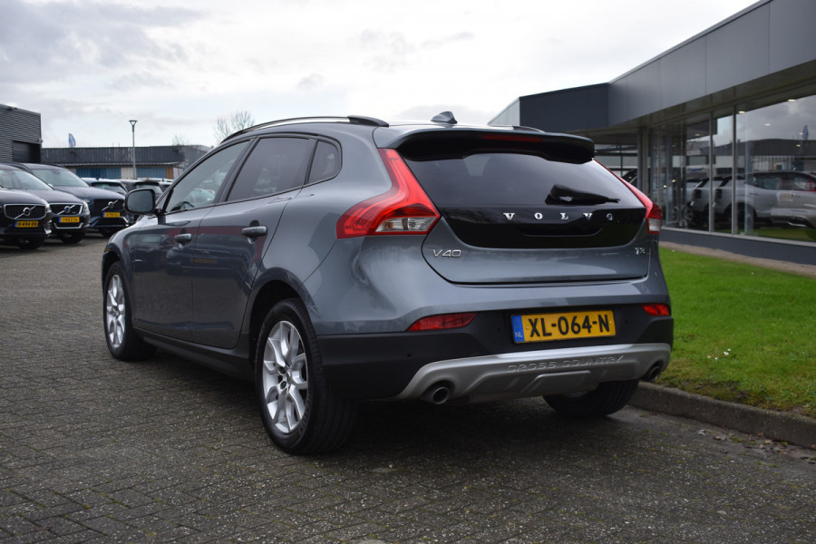 Volvo V40 Cross Country T3 153PK Automaat Polar+ Luxury | Achteruitrijcamera | Harman/Kardon | Keyless |