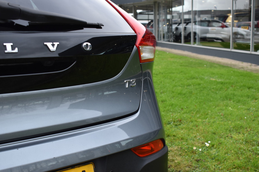 Volvo V40 Cross Country T3 153PK Automaat Polar+ Luxury | Achteruitrijcamera | Harman/Kardon | Keyless |