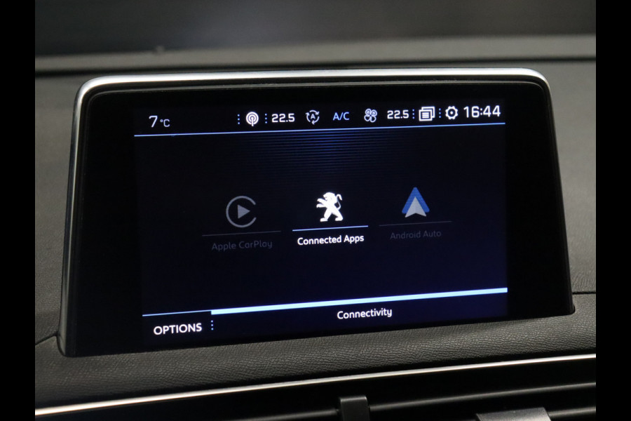 Peugeot 5008 1.2 PureTech Blue Lease Premium 7PER [SCHUIFKANTELDAK, ADAPTIVE CRUISE, CAMERA, TREKHAAK, DIGITAL DASH, APPLE CARPLAY, CLIMATE CONTROL ,NIEUWSTAAT]