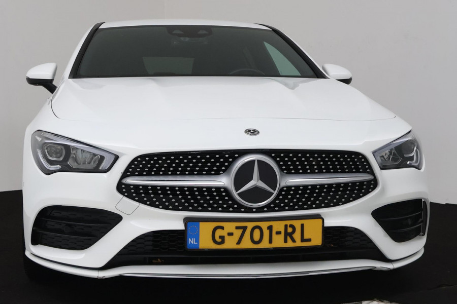 Mercedes-Benz CLA-Klasse Shooting Brake 180 Business Solution AMG Automaat (SFEERV, CAMERA, NAVI, PDC, NL-AUTO, GOED ONDERHOUDEN)