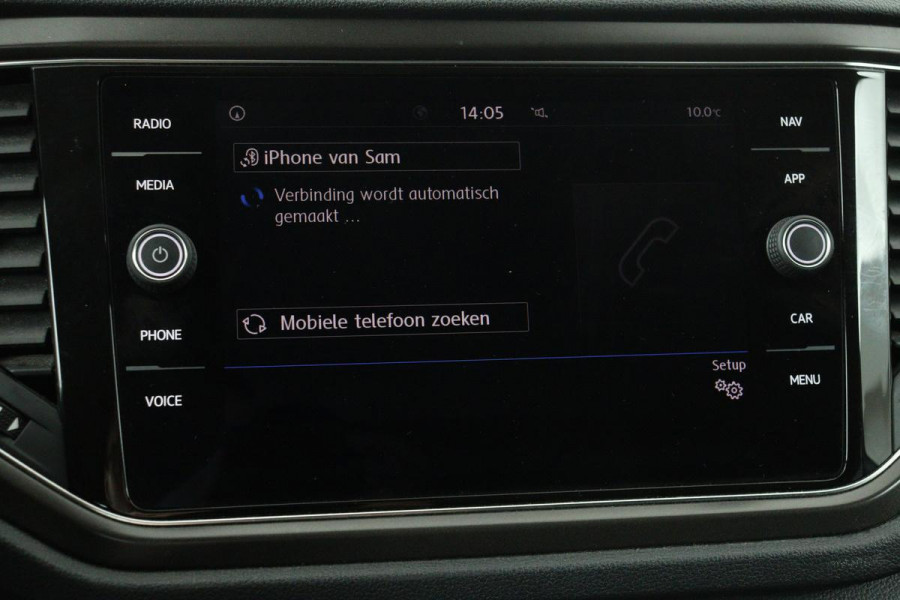 Volkswagen T-Roc 1.0 TSI Style | Carplay | Navigatie | Adaptive cruise | Trekhaak | Climate control | Bluetooth | PDC | LED