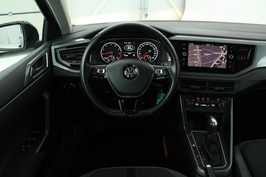 Volkswagen Polo 1.0 TSI Highline | Automaat | Carplay | Adaptive cruise | PDC | Climate control | DAB | Bluetooth