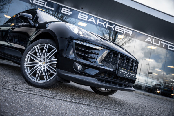 Porsche Macan 2.0 Turbo - 21inch - Luchtvering - Trekhaak - Camera Origineel NL - Dealer onderhouden - NAP!