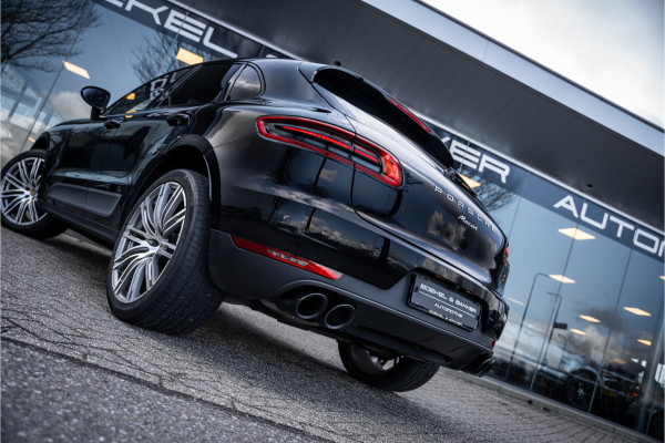 Porsche Macan 2.0 Turbo - 21inch - Luchtvering - Trekhaak - Camera Origineel NL - Dealer onderhouden - NAP!