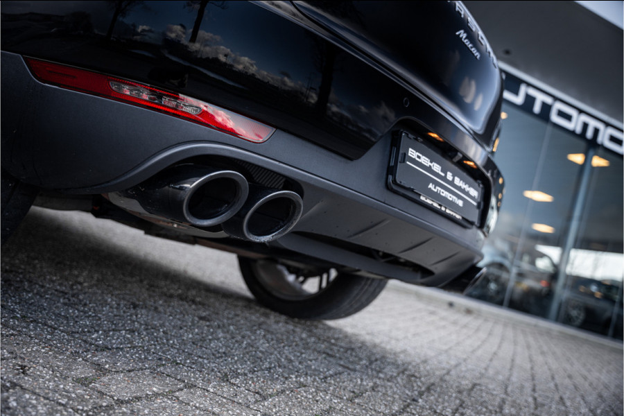 Porsche Macan 2.0 Turbo - 21inch - Luchtvering - Trekhaak - Camera Origineel NL - Dealer onderhouden - NAP!