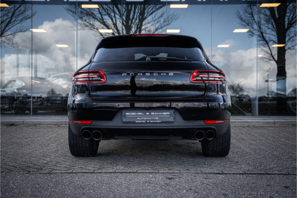 Porsche Macan 2.0 Turbo - 21inch - Luchtvering - Trekhaak - Camera Origineel NL - Dealer onderhouden - NAP!