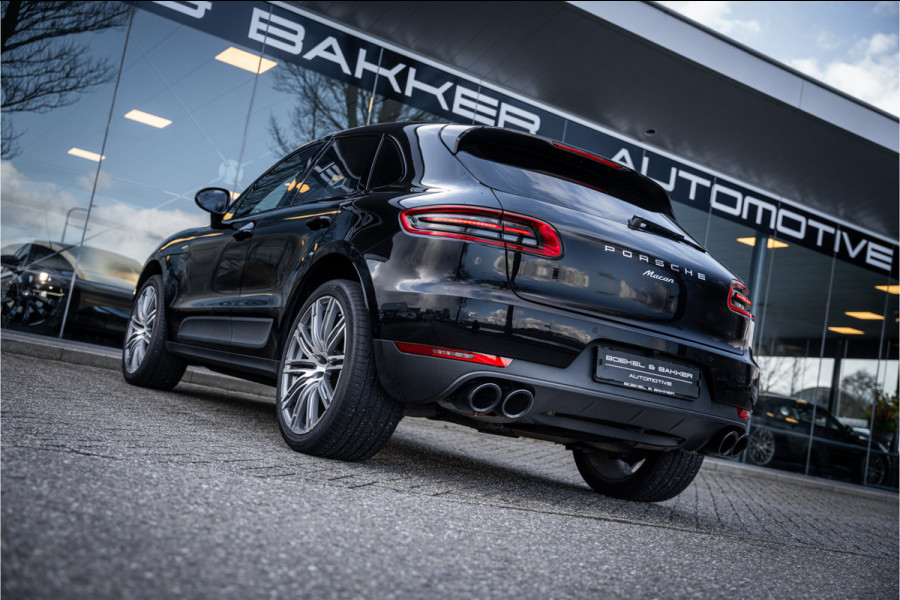 Porsche Macan 2.0 Turbo - 21inch - Luchtvering - Trekhaak - Camera Origineel NL - Dealer onderhouden - NAP!