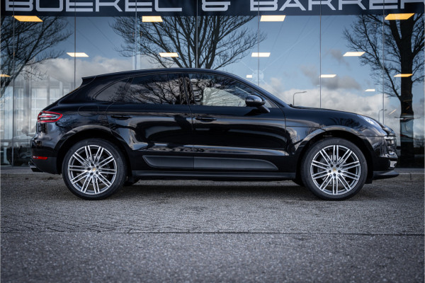 Porsche Macan 2.0 Turbo - 21inch - Luchtvering - Trekhaak - Camera Origineel NL - Dealer onderhouden - NAP!