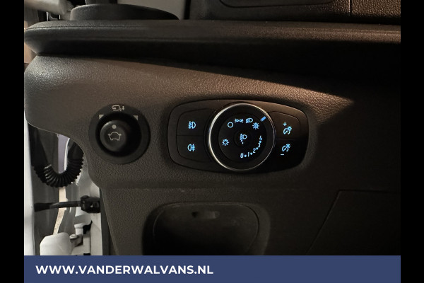 Ford Transit 2.0 TDCI 130pk **BPM VRIJ voor de Ondernemer** L4H3 Euro6 Airco | Camera | Navigatie | Apple Carplay Android Auto, Cruisecontrol, Parkeersensoren, Bijrijdersbank, Stoelverwarming, verwarmde voorruit