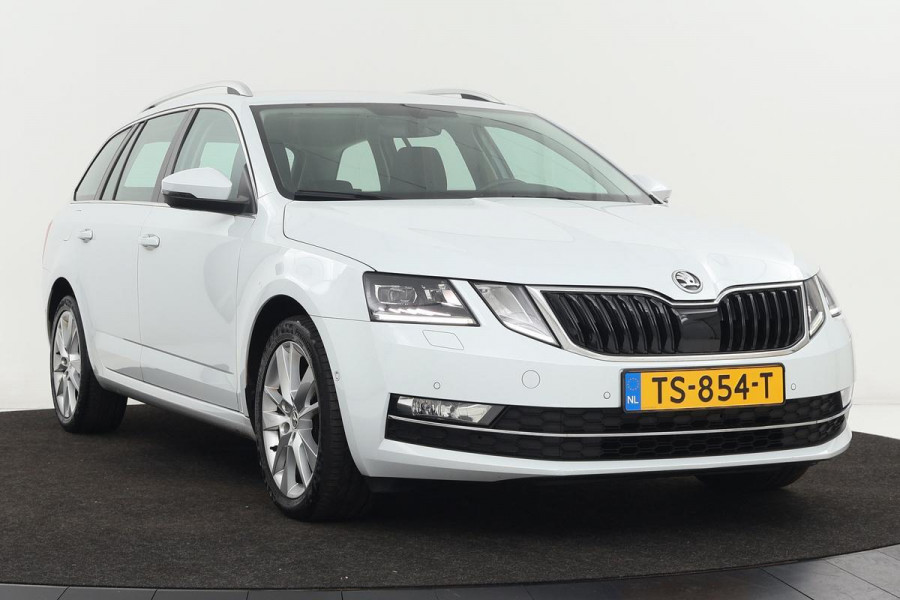 Škoda Octavia 1.0 TSI Style | Trekhaak | Stoelverwarming | Canton Sound | Carplay | Full LED | Park Assist | Keyless | Navigatie | Climate control