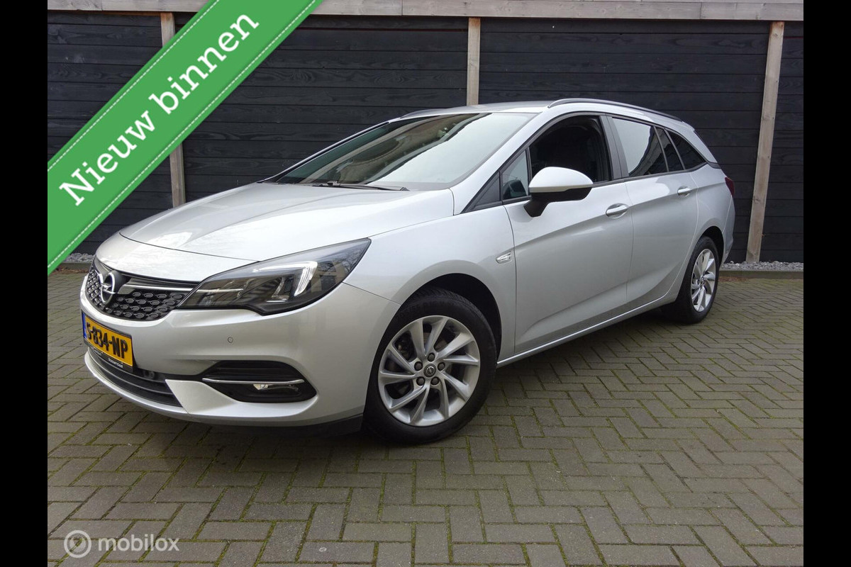 Opel Astra Sports Tourer 1.2 145PK!!! Edition FM nav / Stoel-stuur verwarming / 36.845 KM!!!