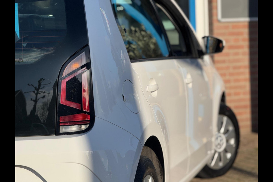 Volkswagen up! 1.0 BMT move up! 2019 Wit AIRCO APK NAP!