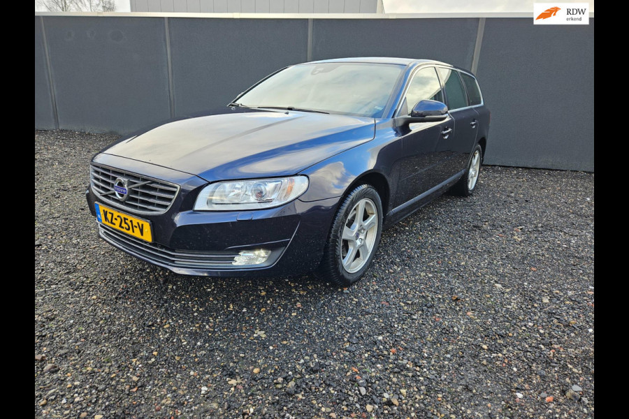 Volvo V70 2.0 D3 Polar+ AUT.LEDER-NAVI-XENON-TREKHAAK