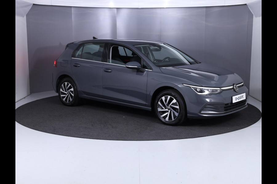 Volkswagen Golf 1.4 eHybrid Style 204 pk Automaat (DSG) | Navigatie | Parkeersensoren | Adaptieve cruise control | Stoelverwarming |