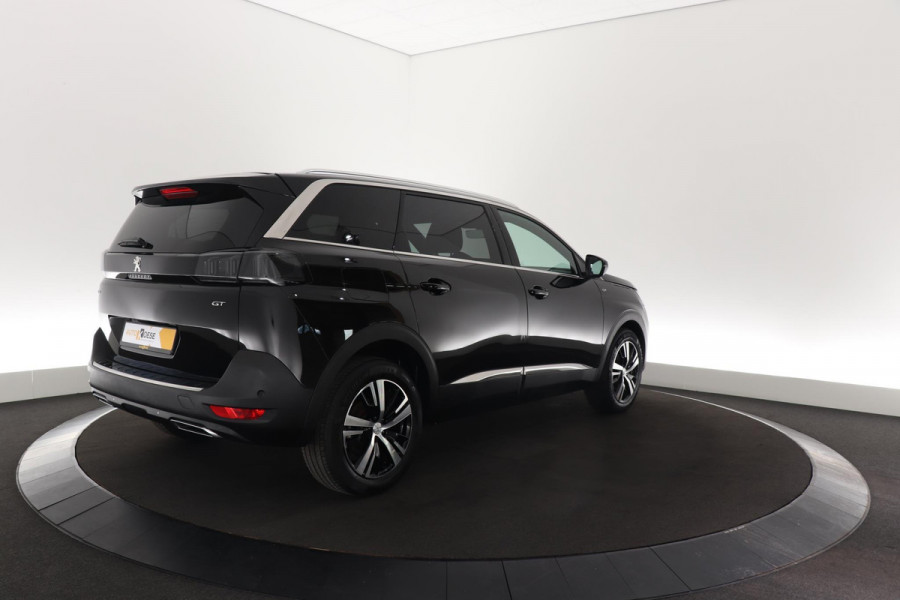 Peugeot 5008 PureTech 130 GT | 7 Zitplaatsen | Camera | Navigatie | Parkeersensoren | Stoelverwarming