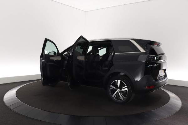 Peugeot 5008 PureTech 130 GT | 7 Zitplaatsen | Camera | Navigatie | Parkeersensoren | Stoelverwarming