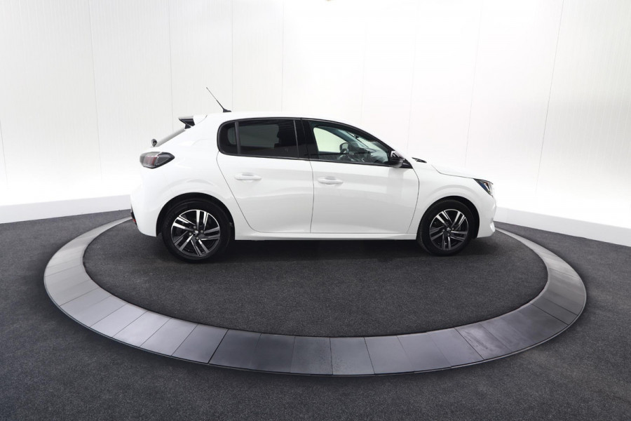 Peugeot 208 PureTech 100 Allure Pack | Camera | Stoelverwarming | Apple Carplay | Parkeersensoren