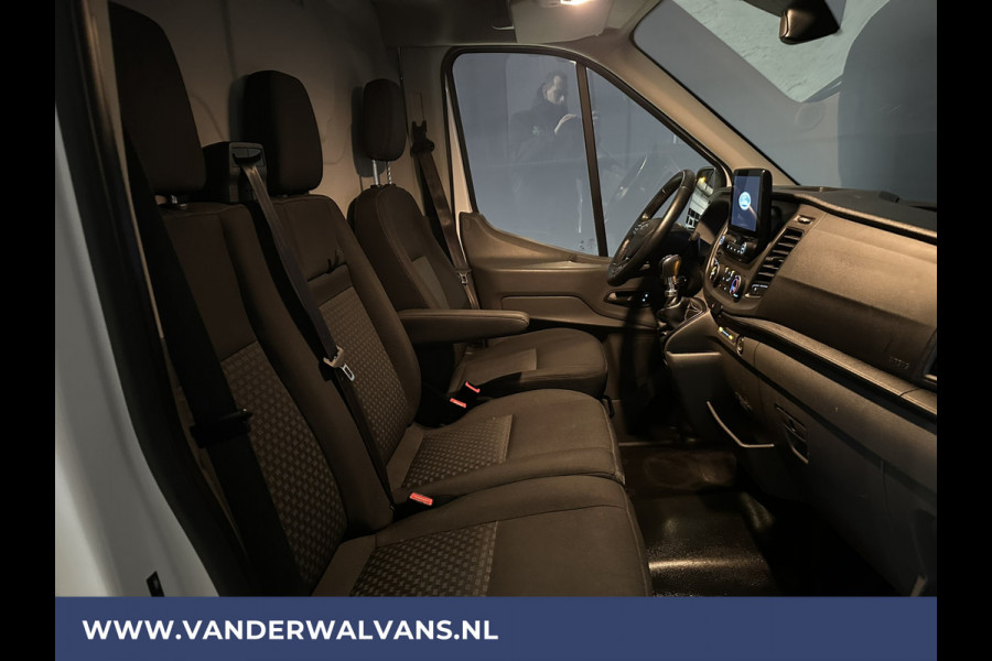 Ford Transit 2.0 TDCI 130pk **BPM VRIJ voor de Ondernemer** L4H3 Euro6 Airco | Camera | Navigatie | Apple Carplay Android Auto, Cruisecontrol, Parkeersensoren, Verwarmde voorruit, Stoelverwarming, Bijrijdersbank