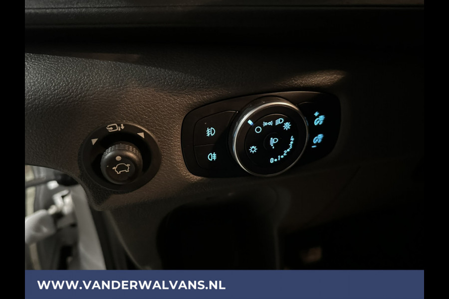 Ford Transit 2.0 TDCI 130pk **BPM VRIJ voor de Ondernemer** L4H3 Euro6 Airco | Camera | Navigatie | Apple Carplay Android Auto, Cruisecontrol, Parkeersensoren, Verwarmde voorruit, Stoelverwarming, Bijrijdersbank