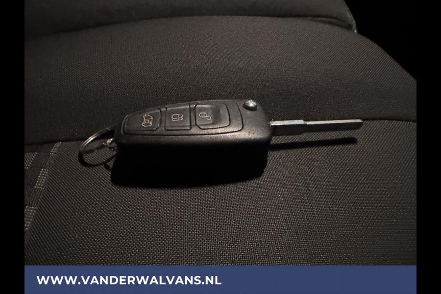 Ford Transit 2.0 TDCI 130pk **BPM VRIJ voor de Ondernemer** L4H3 Euro6 Airco | Camera | Navigatie | Apple Carplay Android Auto, Cruisecontrol, Parkeersensoren, Verwarmde voorruit, Stoelverwarming, Bijrijdersbank