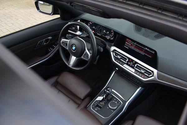 BMW 3-serie M340i xDrive High Executive | Pano | Laser | 19 inch | Camera