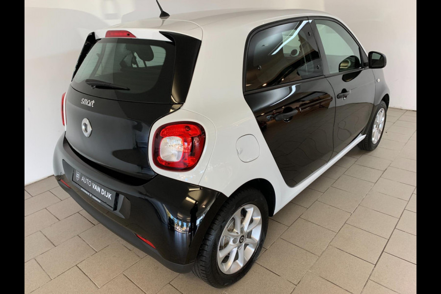 Smart Forfour 1.0 Business Solution AIRCO CLIMA CRUISE METALLIC LAK LAGE KM STAND NIEUWSTAAT