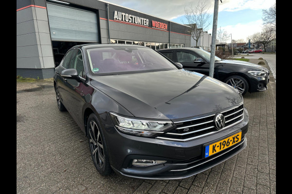 Volkswagen Passat 1.5 TSI R-LINE 2021 DSG FACE-LIFT VIRTUAL-COCKPIT CAMERA NAP