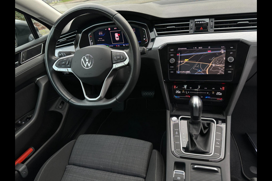 Volkswagen Passat 1.5 TSI R-LINE 2021 DSG FACE-LIFT VIRTUAL-COCKPIT CAMERA NAP