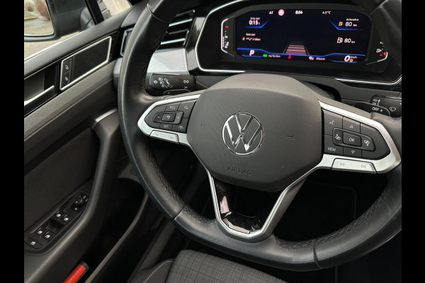 Volkswagen Passat 1.5 TSI R-LINE 2021 DSG FACE-LIFT VIRTUAL-COCKPIT CAMERA NAP