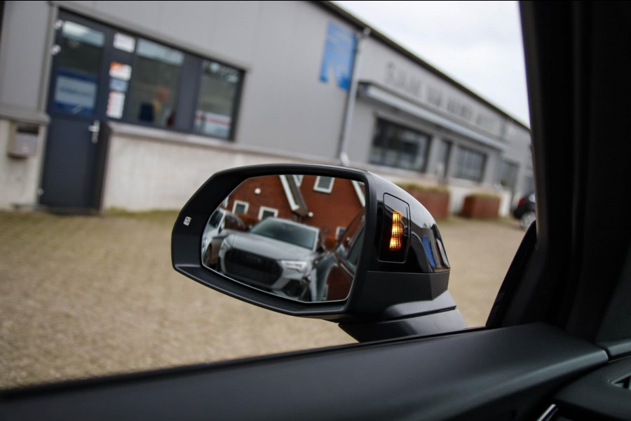 Audi Q5 Sportback 50 TFSIe Quattro Competition S Edition S-Line 299pk Automaat|1e|DLR|Luchtvering|Panoramadak|Virtual Cockpit|OLED